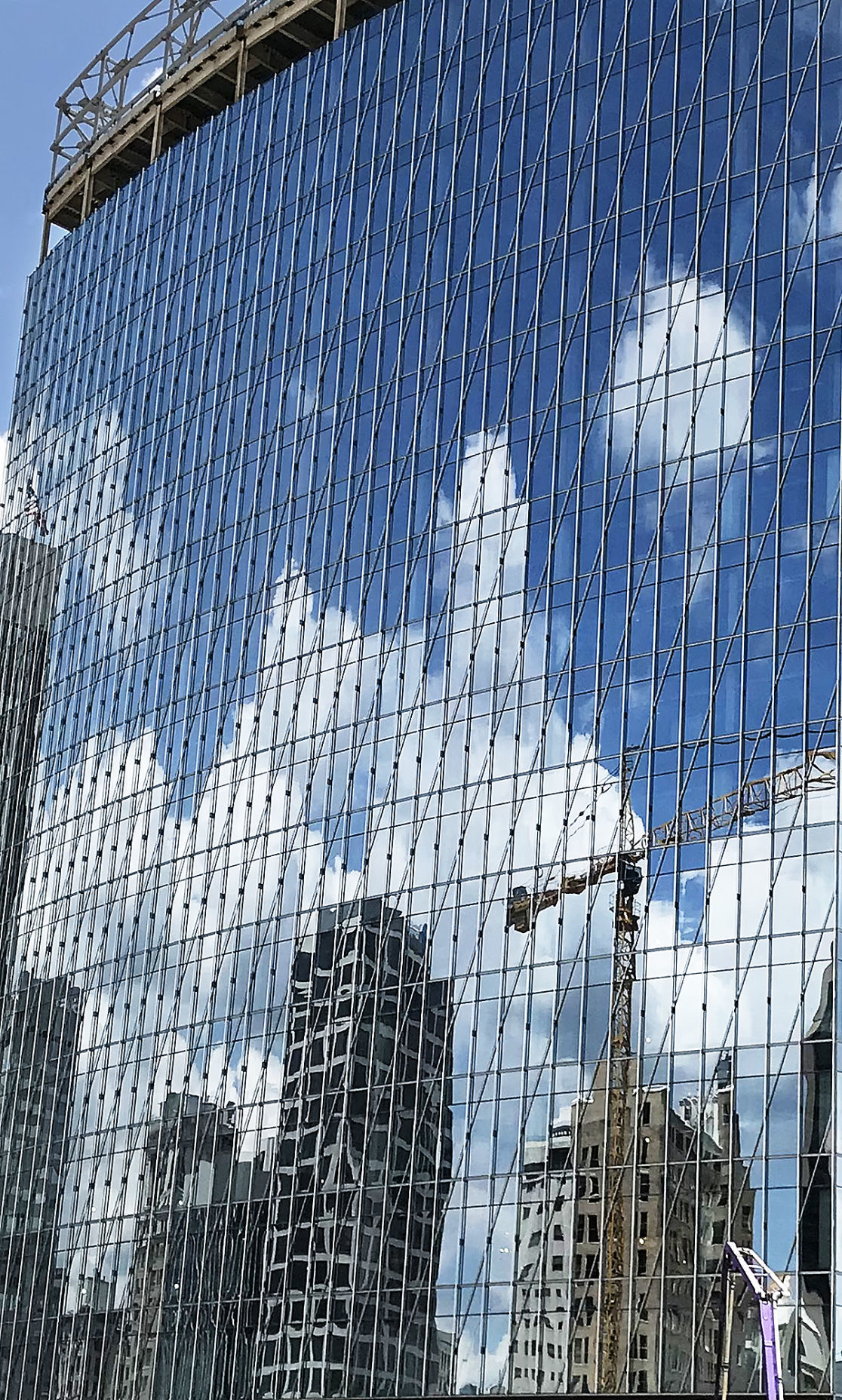 600 Canal Place -- 417 feet